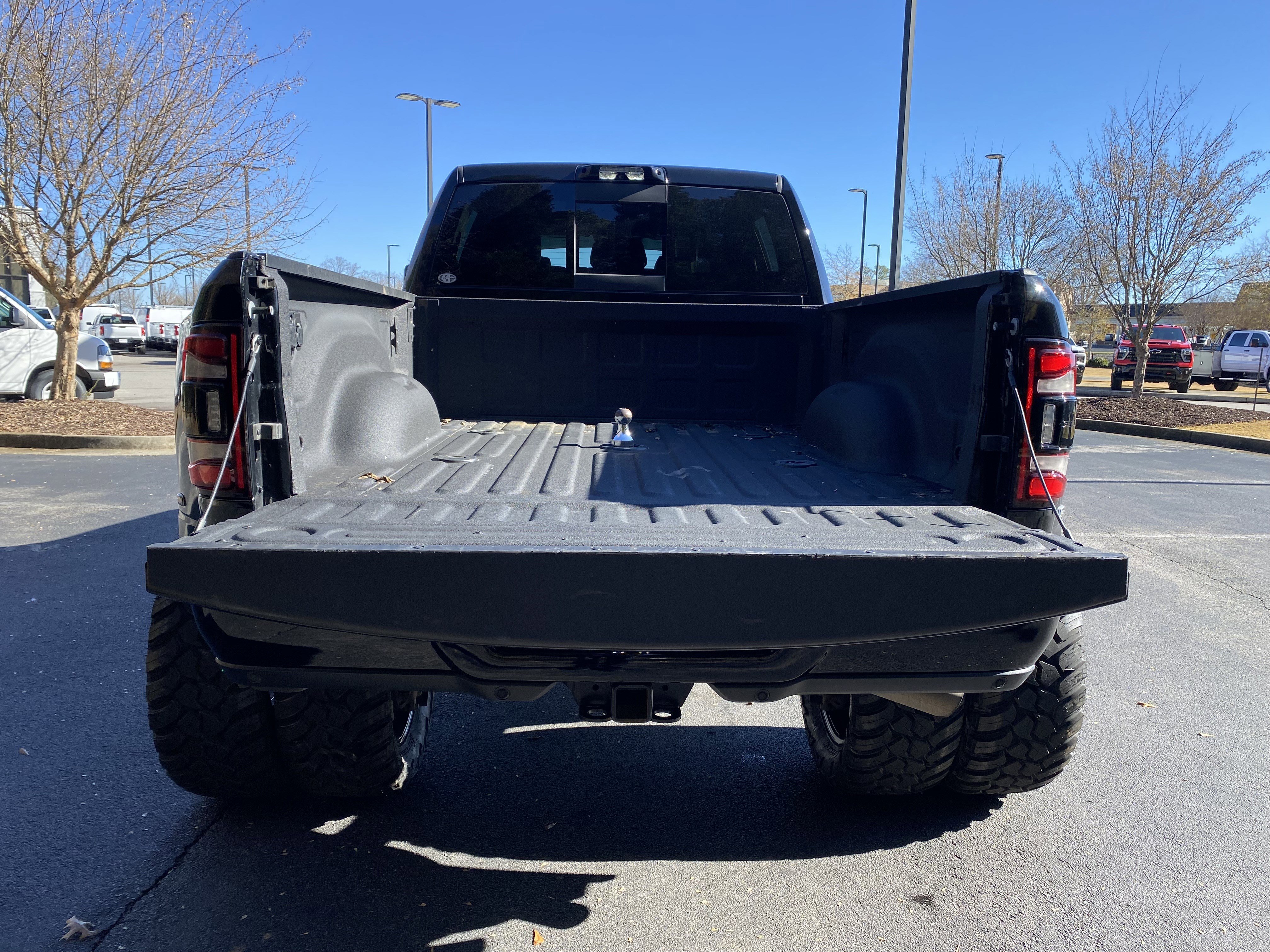 Used 2024 RAM 3500 Laramie w/ Night Edition image 11