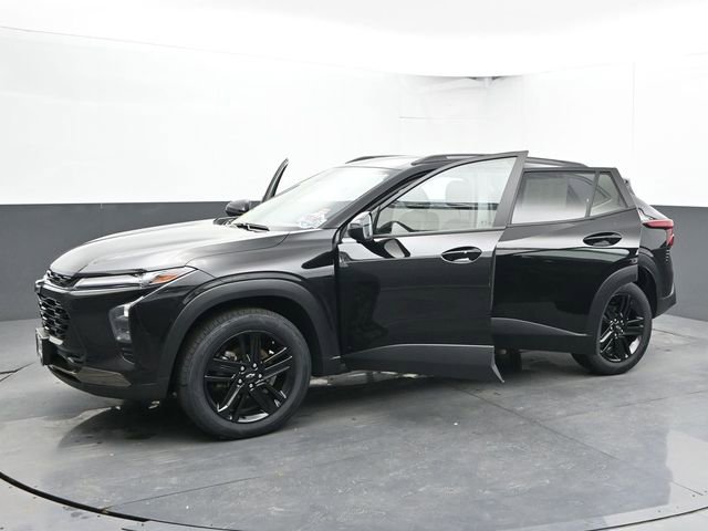 Used 2024 Chevrolet Trax ACTIV w/ Driver Confidence Package FWD image 53