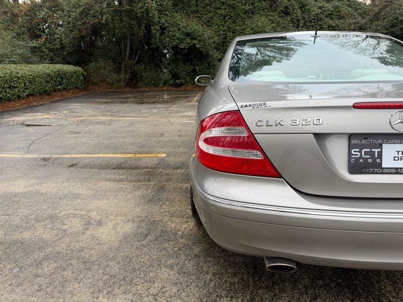 Used 2005 Mercedes-Benz CLK 320 Coupe image 6