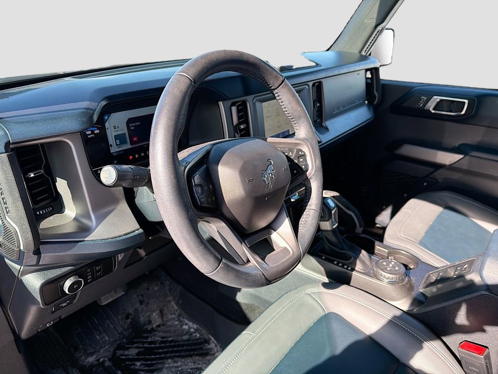 Used 2023 Ford Bronco Outer Banks image 9