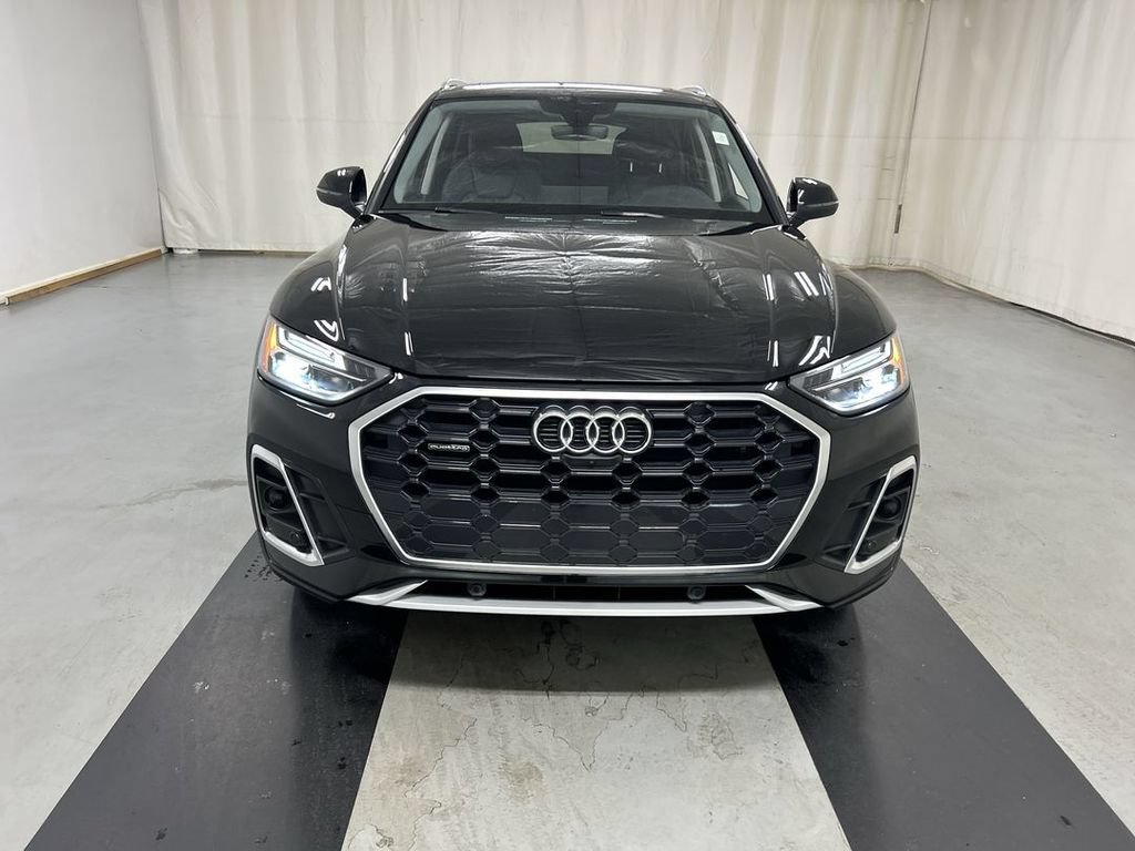 Used 2025 Audi Q5 2.0T Premium Plus w/ Premium Plus Package AWD/4WD image 3