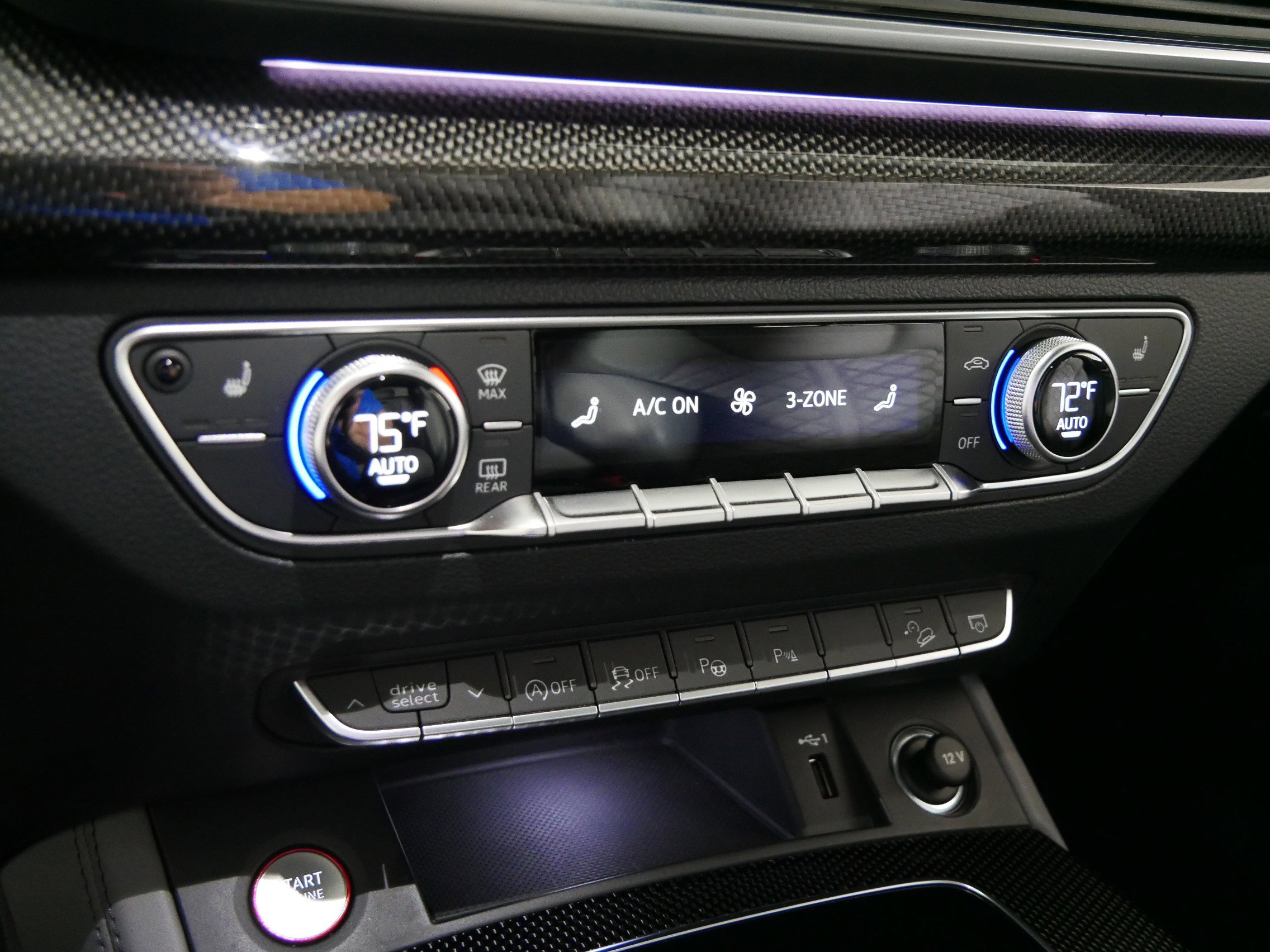 Used 2022 Audi SQ5 Prestige w/ Prestige Package image 23