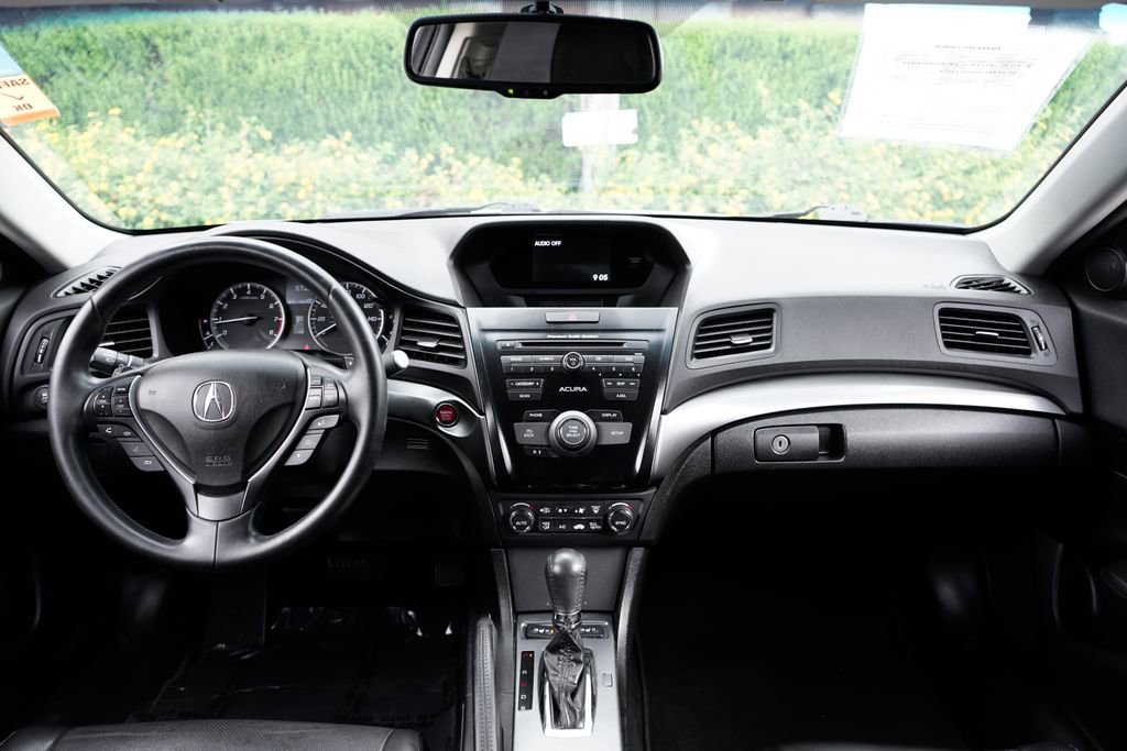 Used 2013 Acura ILX w/ Premium Package FWD image 24