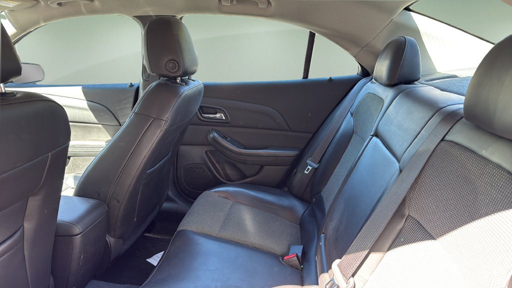 Used 2014 Chevrolet Malibu LT w/ Power Convenience Package FWD image 14