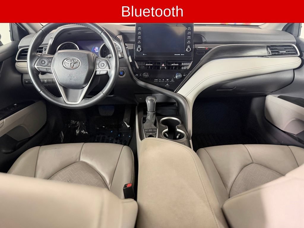 Used 2022 Toyota Camry XLE FWD image 8