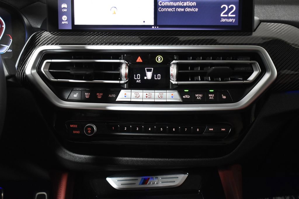 Certified 2024 BMW X4 M40i w/ Premium Package image 23