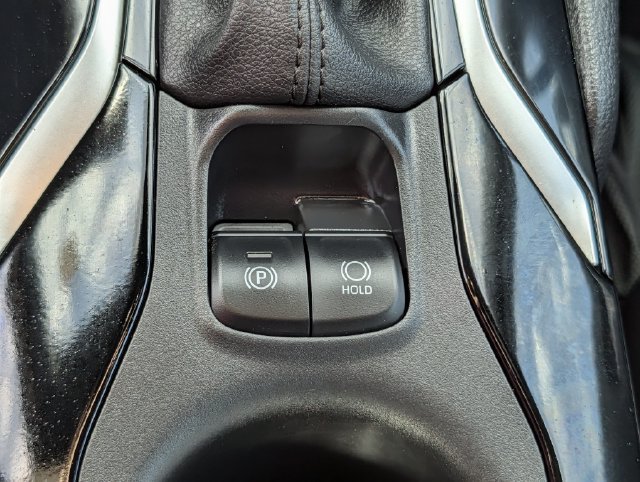 Certified 2023 Toyota Corolla Cross AWD Hybrid w/ Convenience Package image 17