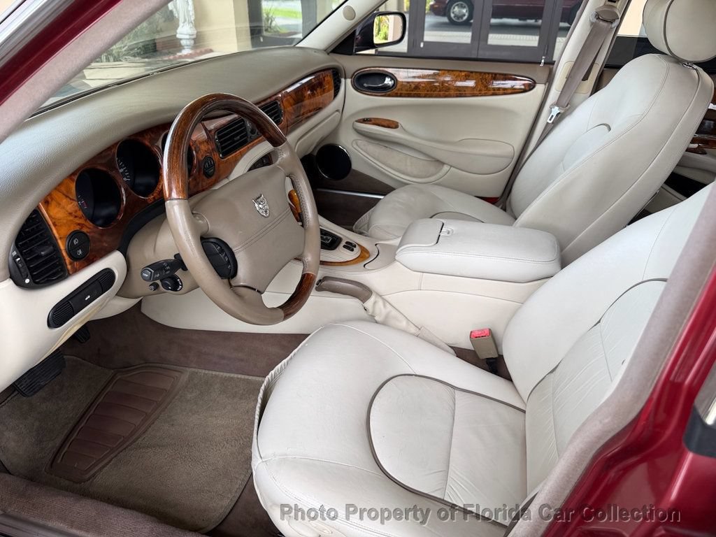 Used 1999 Jaguar XJ8 L RWD image 43
