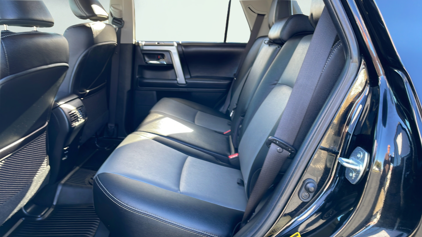 Certified 2018 Toyota 4Runner SR5 Premium AWD/4WD image 20