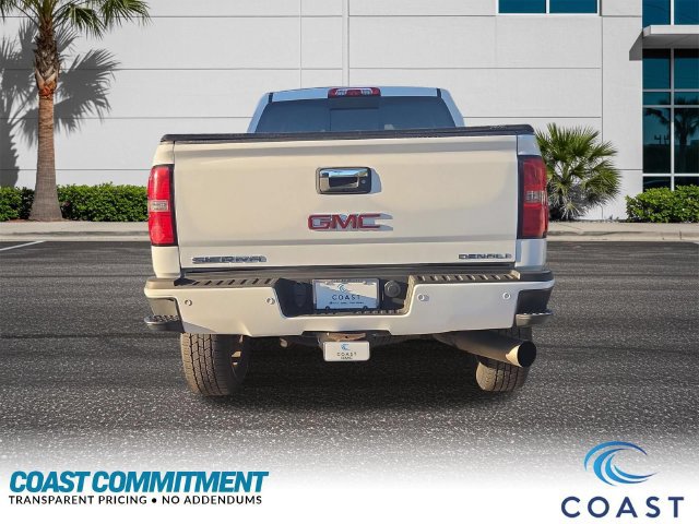 Certified 2015 GMC Sierra 2500 Denali w/ Duramax Plus Package AWD/4WD image 7