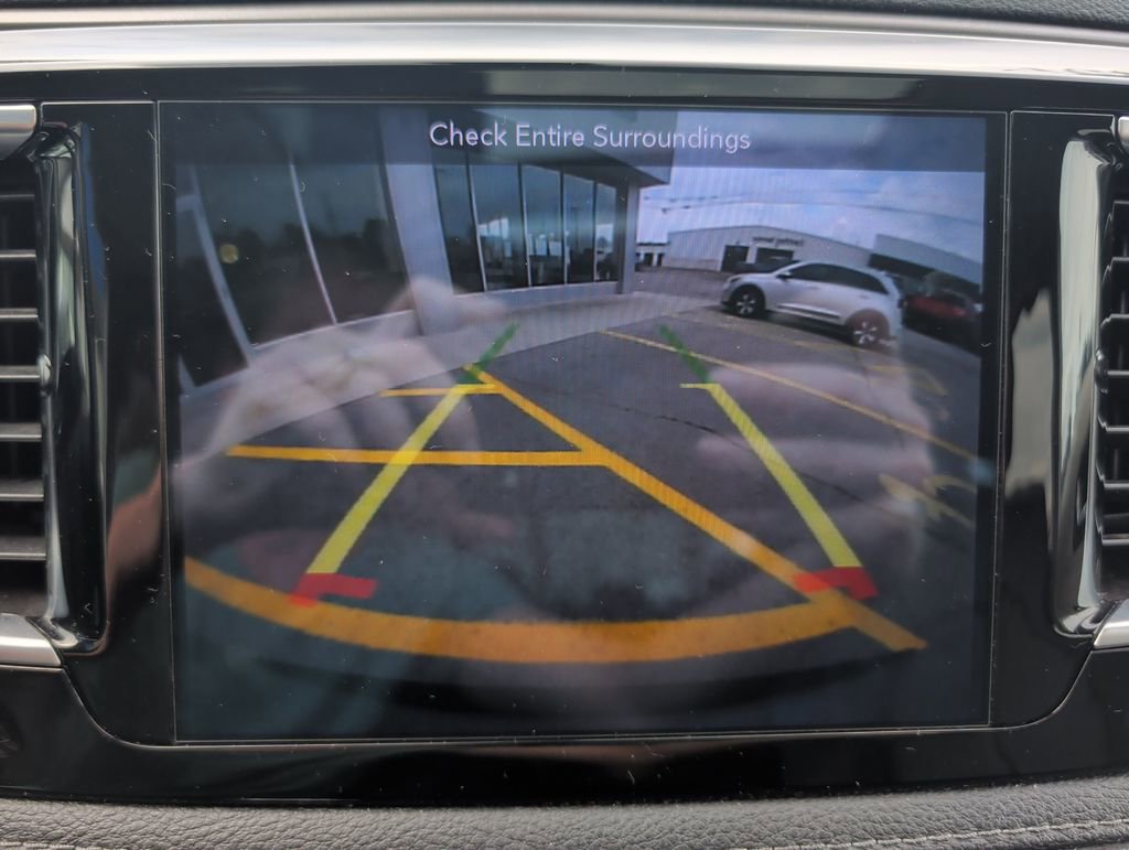 Used 2018 Chrysler Pacifica Limited FWD image 14