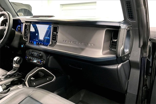 Used 2021 Ford Bronco Outer Banks image 17