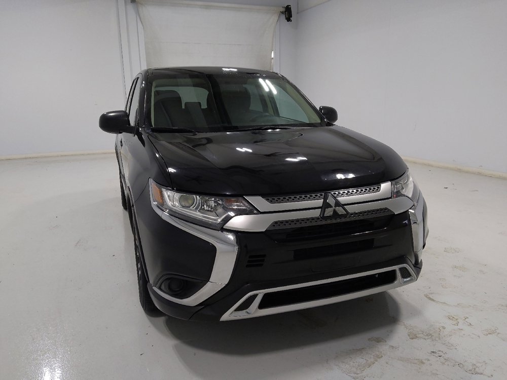 Used 2020 Mitsubishi Outlander ES image 14
