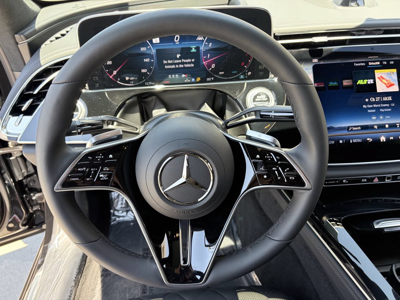 Used 2026 Mercedes-Benz E 350 4MATIC Sedan image 23