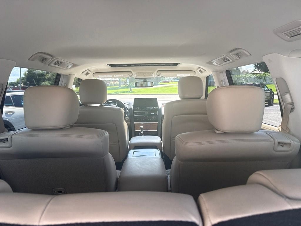 Used 2022 Nissan Armada SL w/ Captain's Chairs Package AWD/4WD image 13