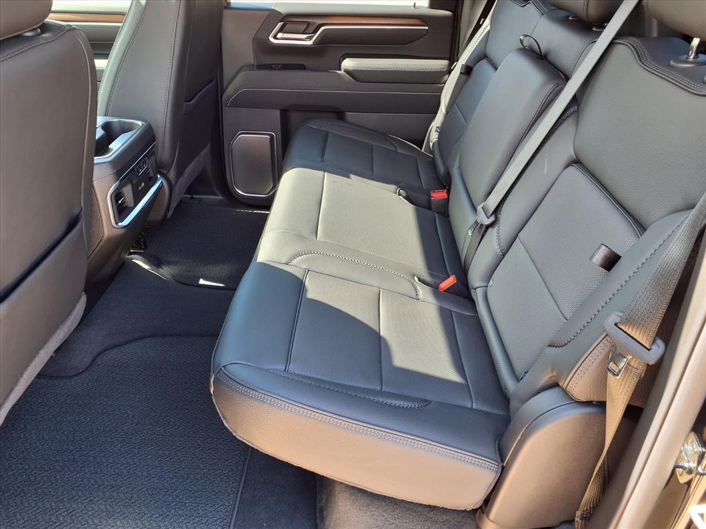 New 2026 GMC Sierra 2500 Denali w/ Denali Reserve Package image 16