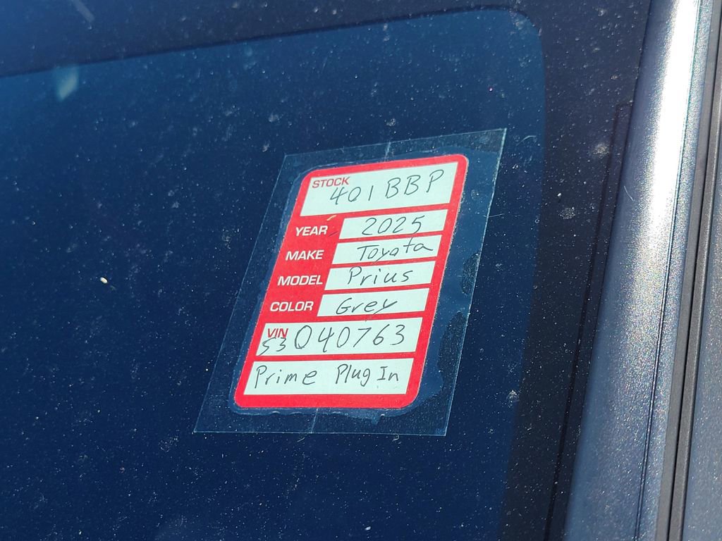 Used 2025 Toyota Prius Plug-In Hybrid w/ Limited Premium Package image 31