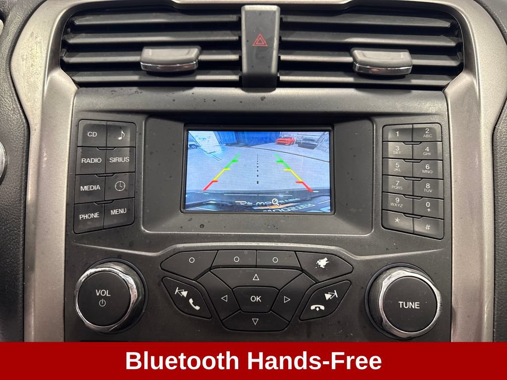 Used 2017 Ford Fusion SE FWD image 15