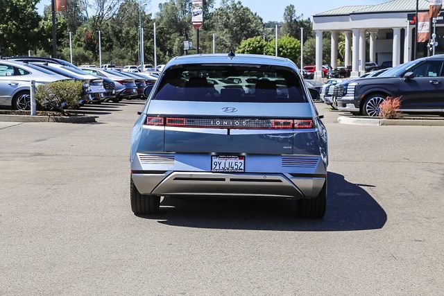 Certified 2023 Hyundai Ioniq 5 Limited w/ Cargo Package AWD/4WD image 4