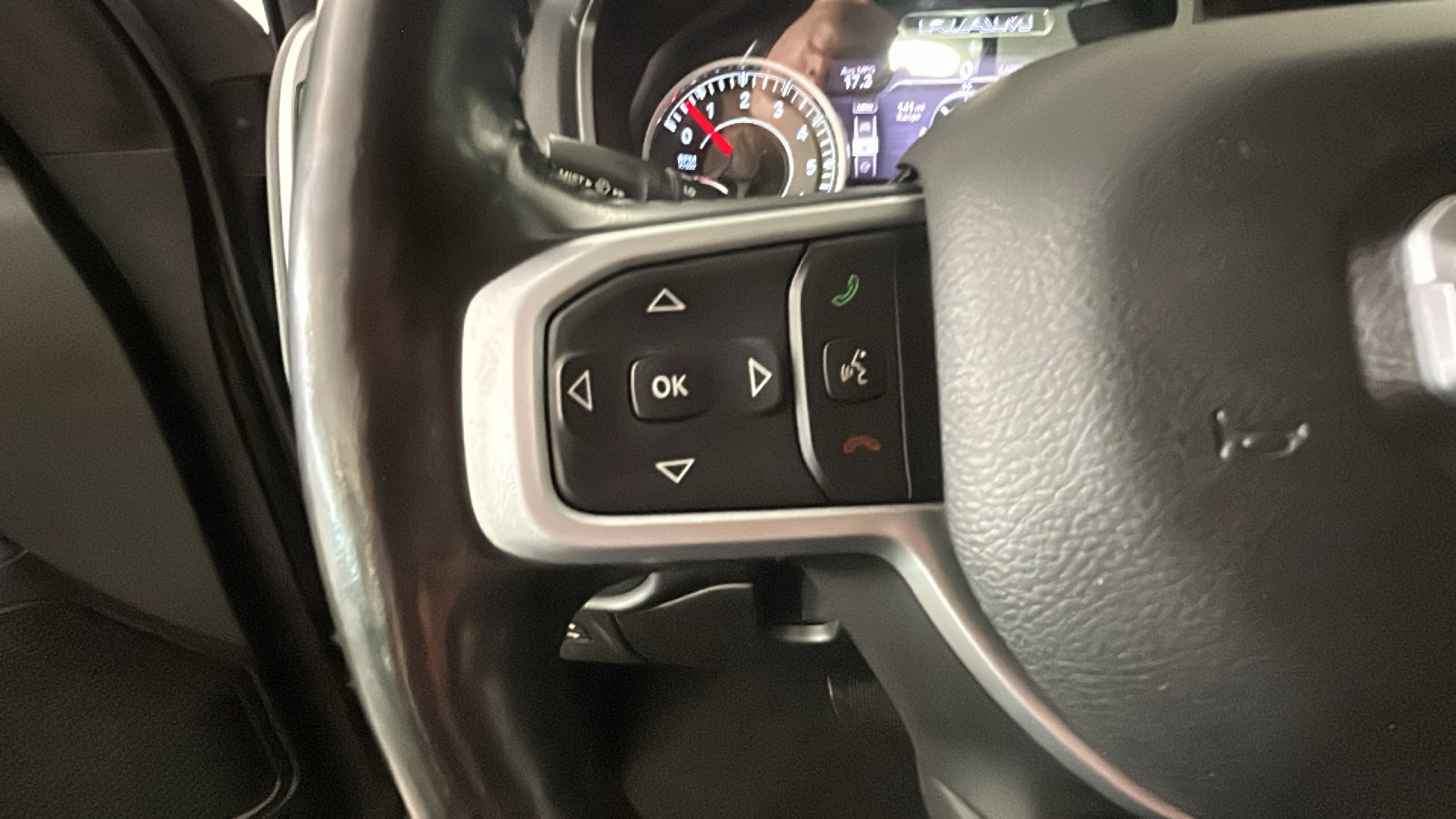 Used 2020 RAM 1500 Big Horn AWD/4WD image 20