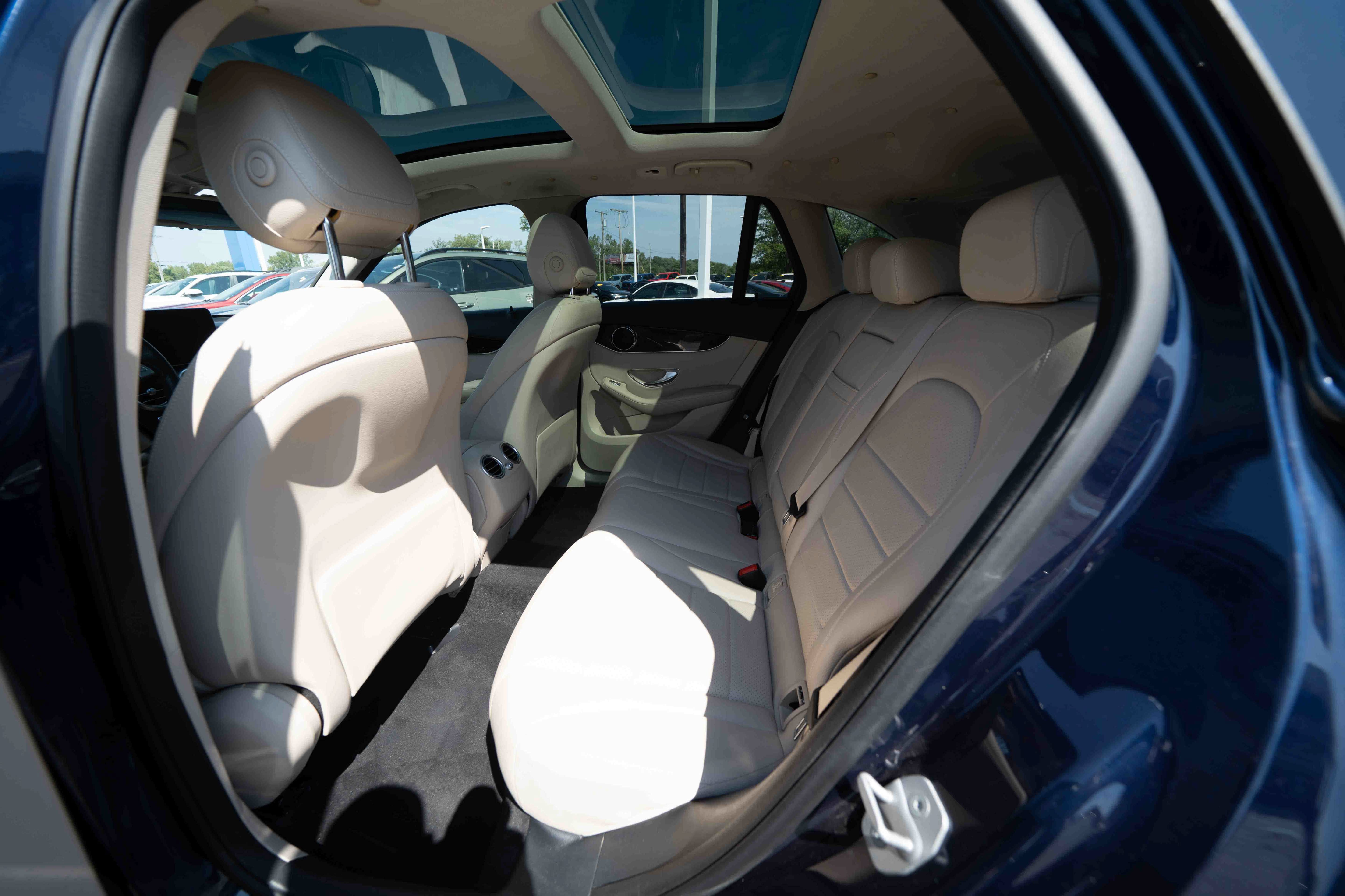 Used 2016 Mercedes-Benz GLC 300 image 23