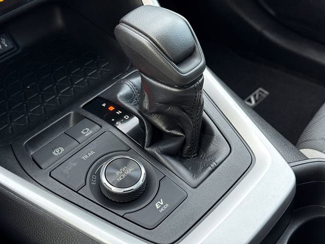 Used 2019 Toyota RAV4 XLE w/ Convenience Package image 27