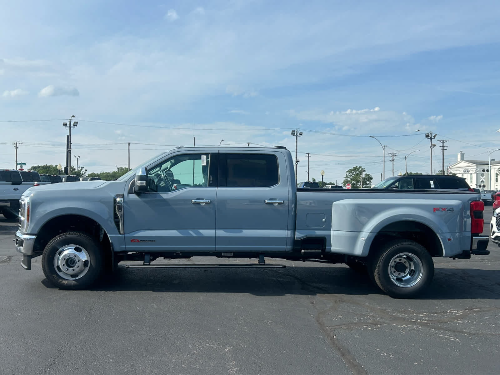New 2026 Ford F350 Lariat w/ Lariat Ultimate Package