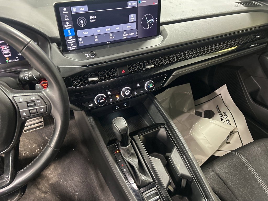 Used 2024 Honda Accord Sport image 7