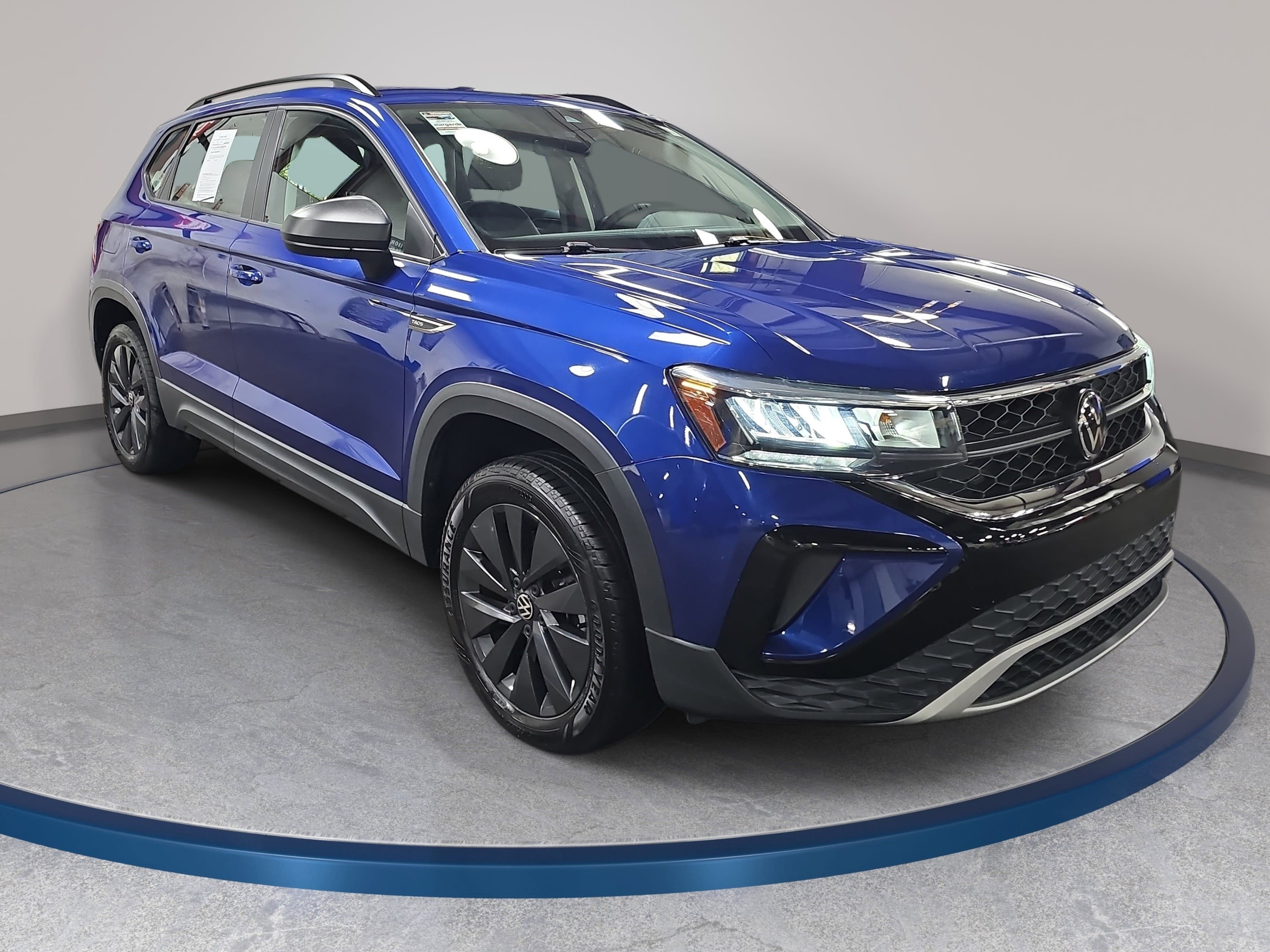 Used 2023 Volkswagen Taos S w/ Driver Assistance Package FWD image 3