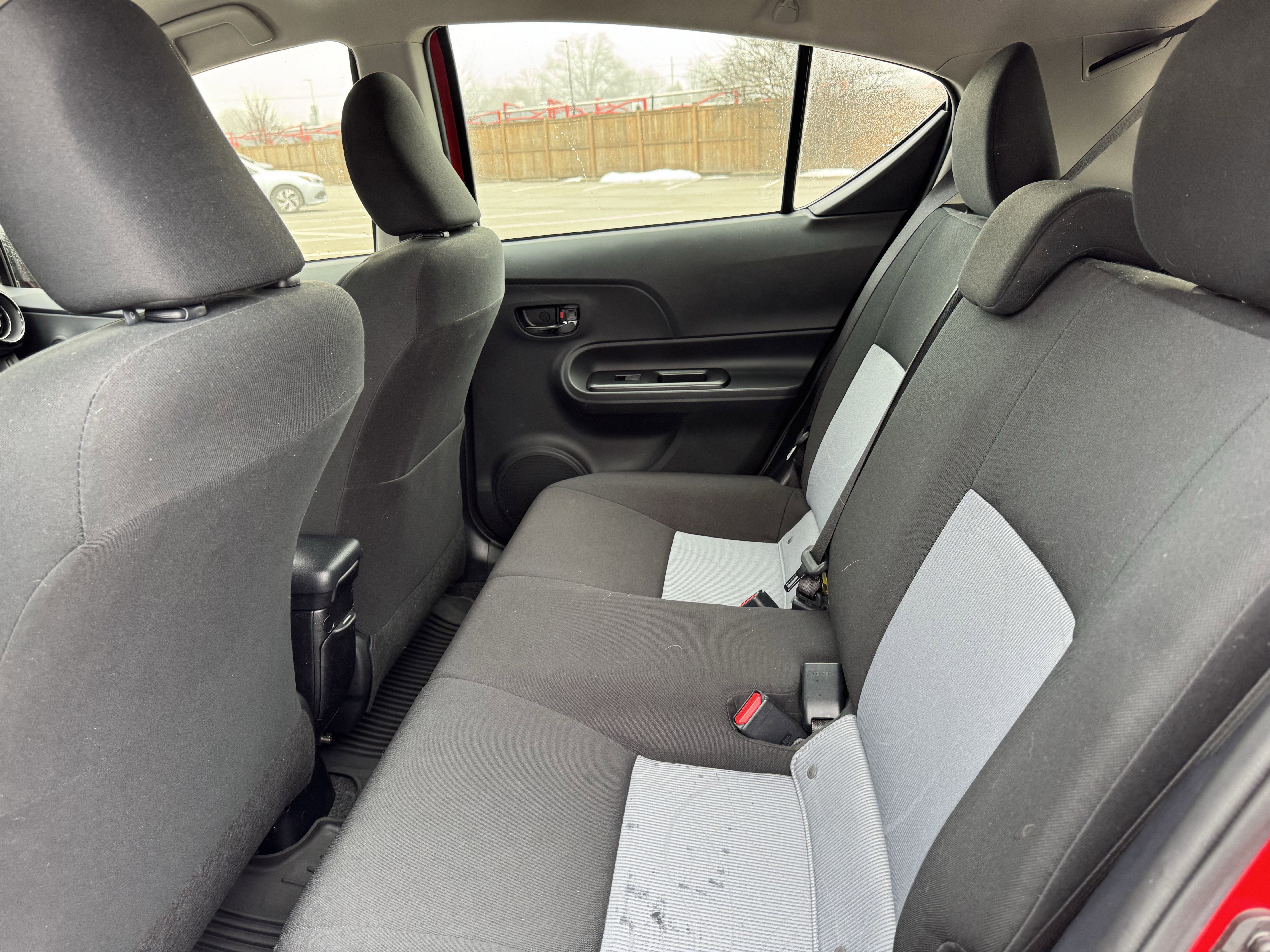 Used 2019 Toyota Prius C image 33