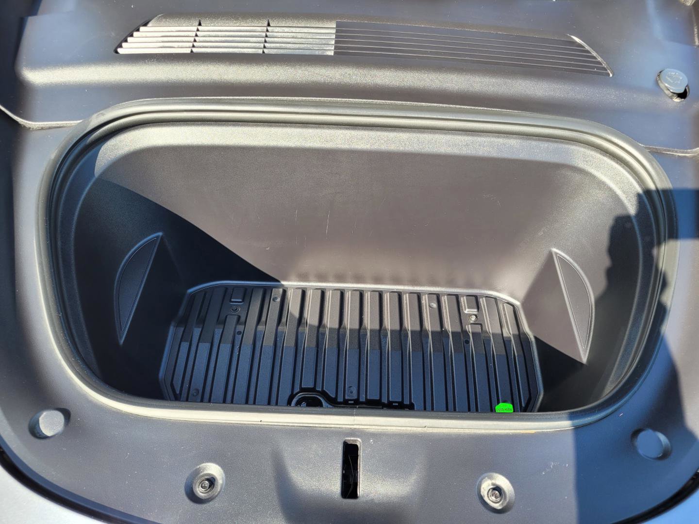 Used 2020 Tesla Model Y Long Range image 24