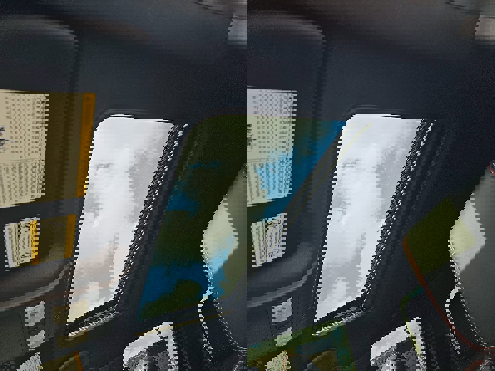 Used 2025 Nissan Frontier Pro-X w/ Pro Premium Package image 30