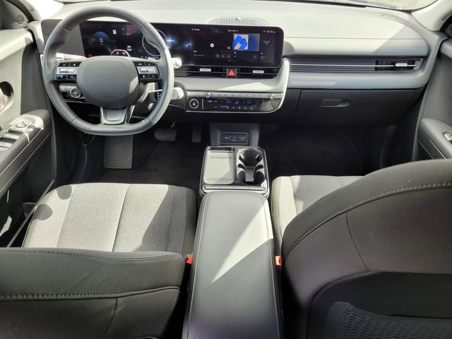 Certified 2025 Hyundai Ioniq 5 SE image 11