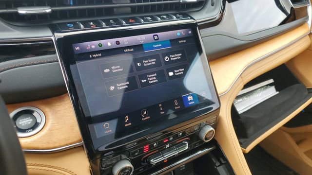 Certified 2022 Jeep Grand Cherokee Summit image 20