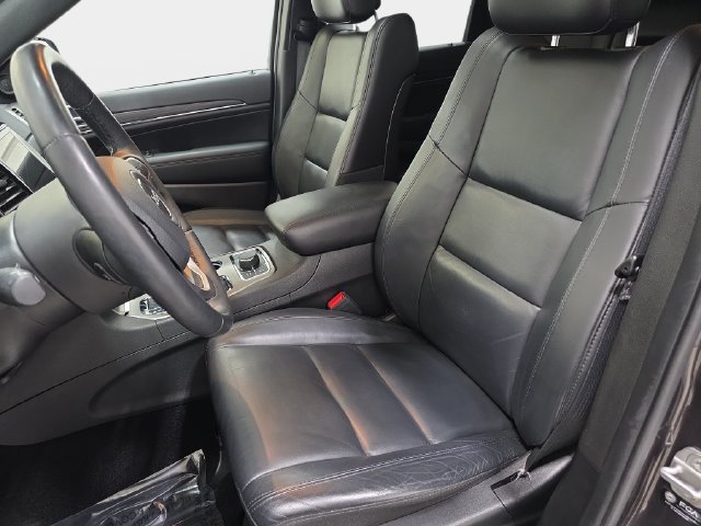 Used 2021 Jeep Grand Cherokee Limited w/ Trailer Tow Group IV AWD/4WD image 13