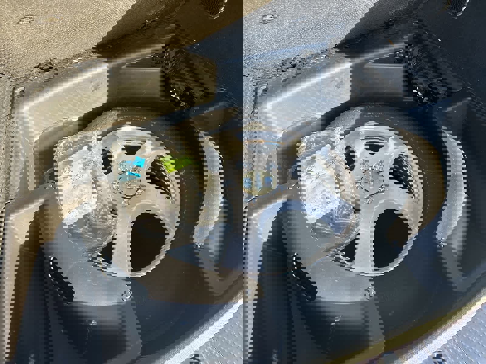 Used 2023 Jeep Grand Cherokee Overland w/ Adv Protech Group III image 32