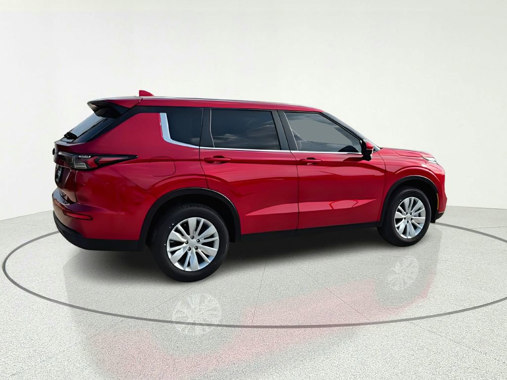 New 2026 Mitsubishi Outlander ES FWD image 7