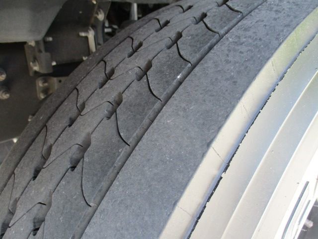 Used 2023 Ford F650 2WD Regular Cab Super Duty image 28