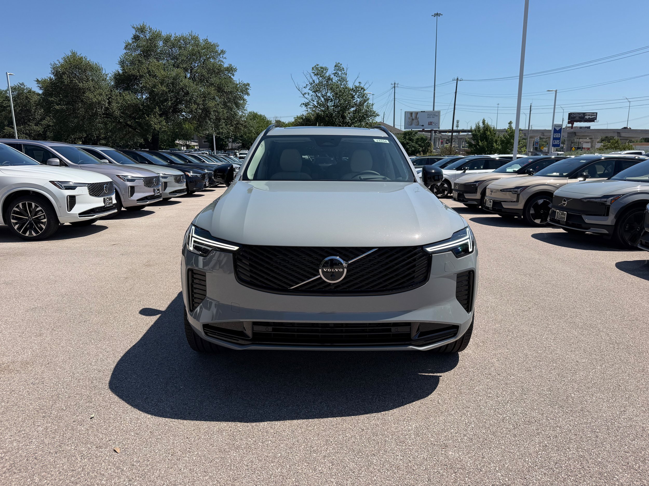 New 2026 Volvo XC90 B6 Ultra w/ Protection Package Premier AWD/4WD image 6
