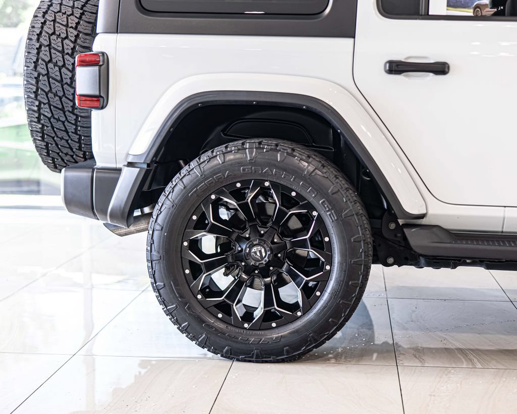 Used 2021 Jeep Wrangler Unlimited Sahara w/ Safety Group AWD/4WD image 11