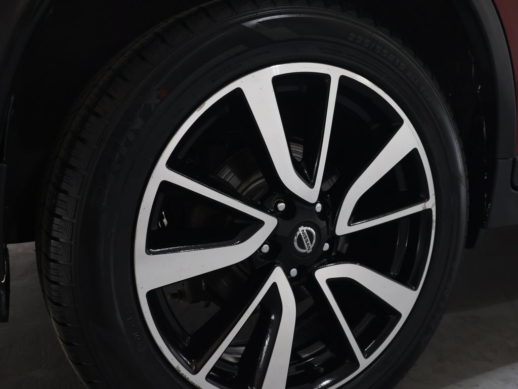 Used 2019 Nissan Rogue SL w/ Premium Package AWD/4WD image 33