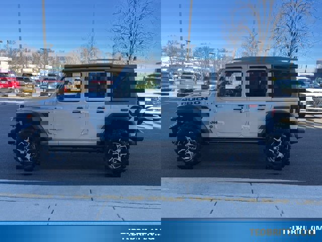 Used 2022 Jeep Wrangler Unlimited Rubicon w/ Cold Weather Group image 4