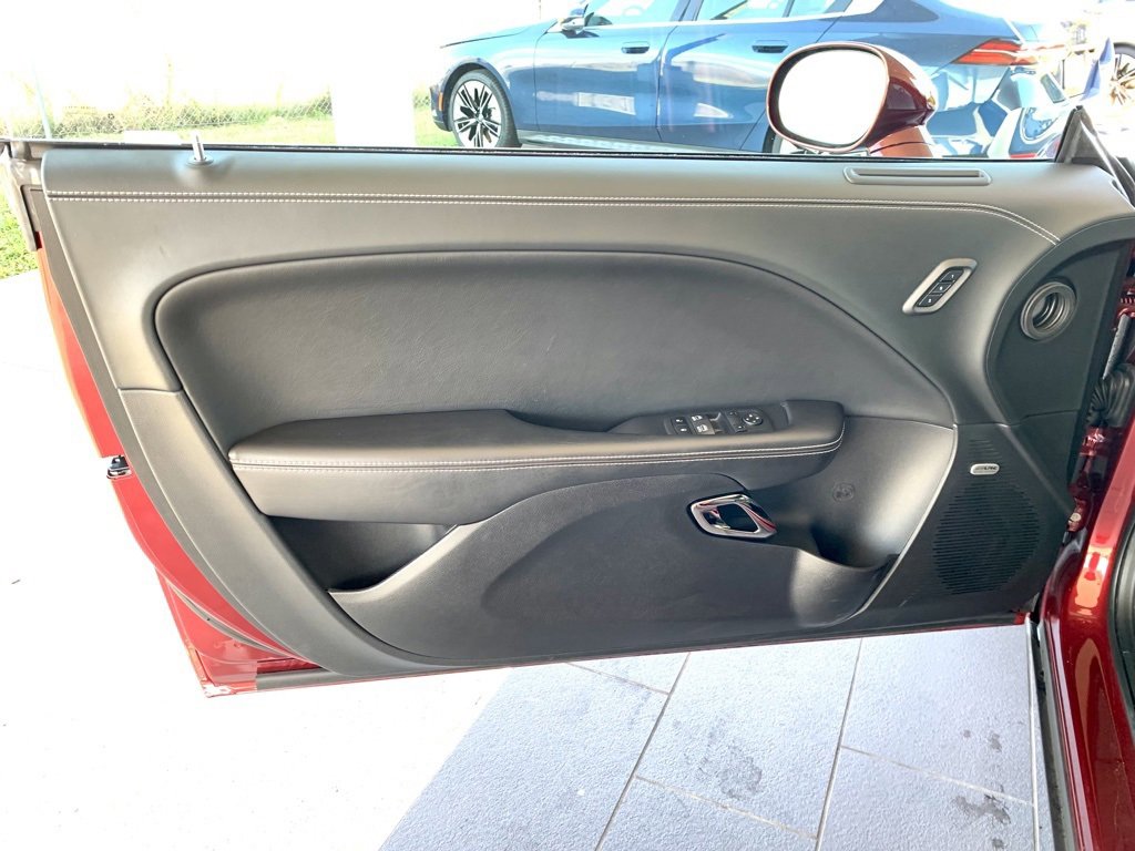 Used 2021 Dodge Challenger SRT Hellcat Redeye image 13