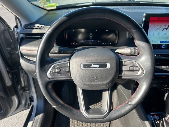 Used 2022 Jeep Compass Trailhawk w/ Trailhawk Elite Group image 17