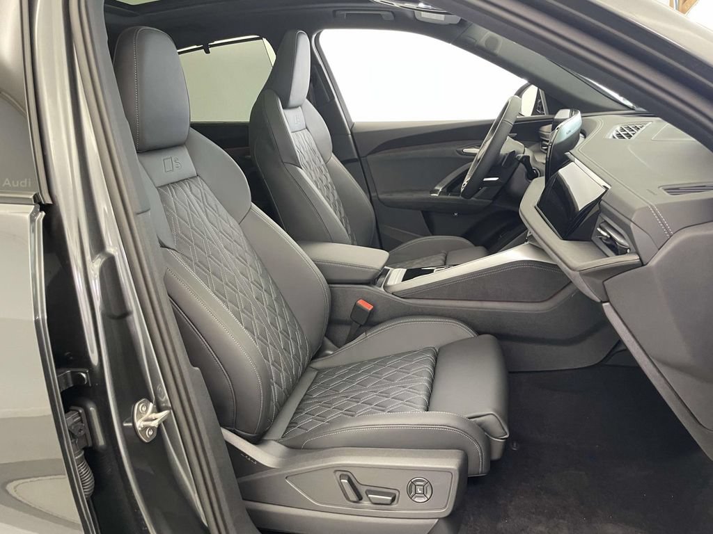 New 2026 Audi SQ5 Premium Plus AWD/4WD image 23