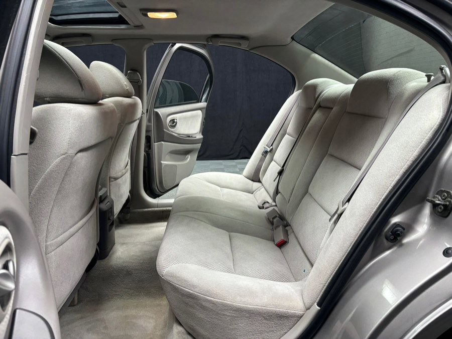 Used 2002 Nissan Maxima SE image 29