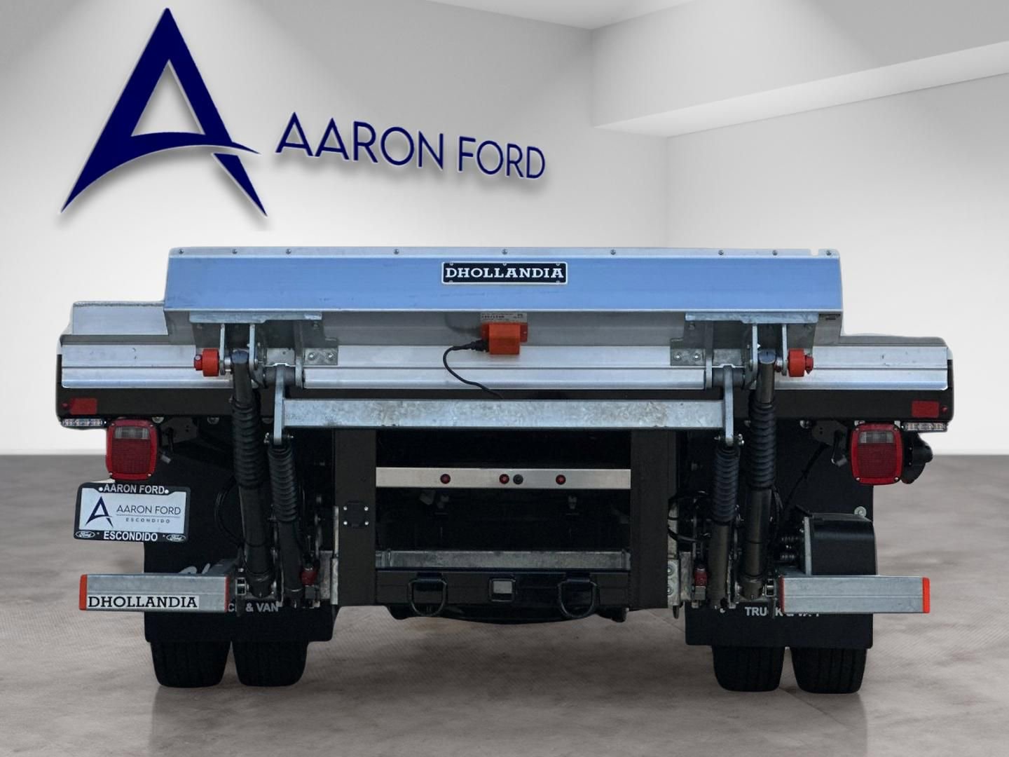 New 2026 Ford F550 4x4 Regular Cab Super Duty image 5