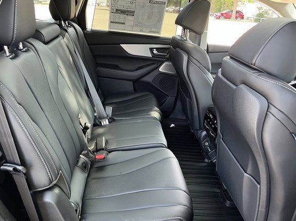Certified 2026 Acura MDX FWD w/ Technology Package image 32