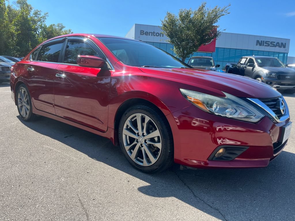 Used 2018 Nissan Altima 2.5 SR w/ SR Special Edition FWD image 2