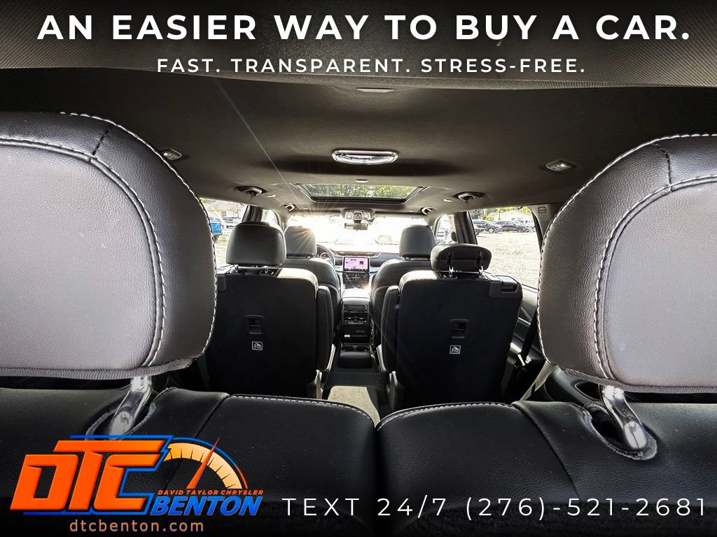 Used 2025 Jeep Grand Cherokee L Limited w/ Luxury Tech Group II AWD/4WD image 30